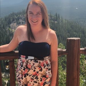 Meet your Posher, Lauren